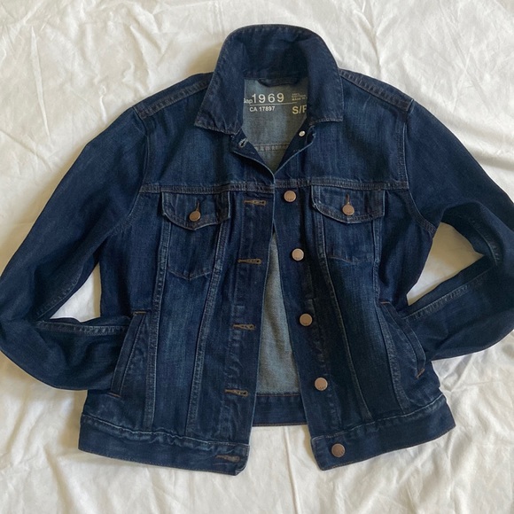 Gap jean jacket - Picture 1 of 7